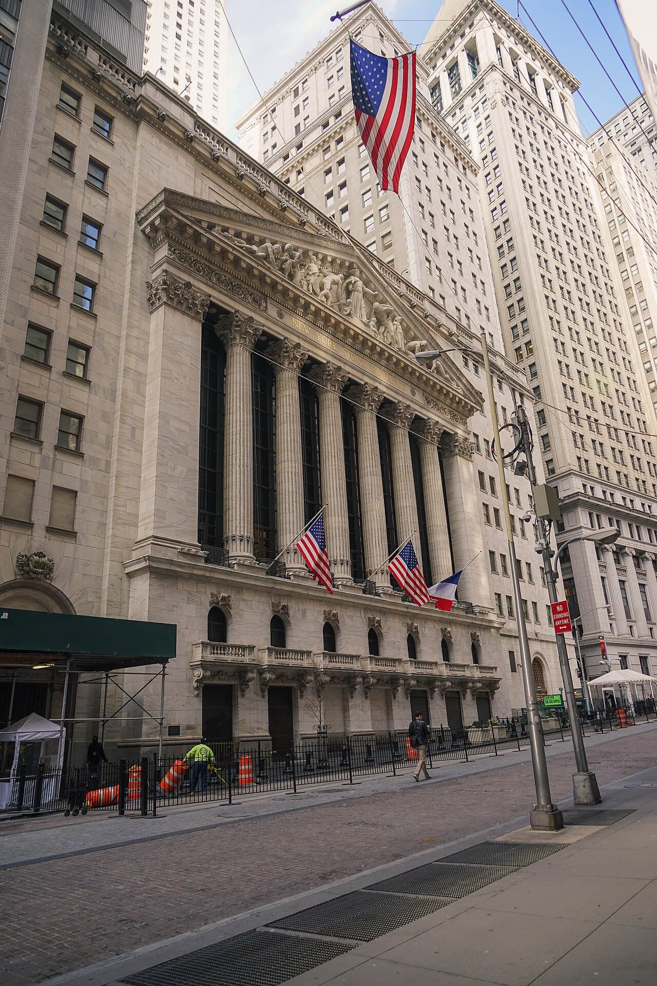 CoreWeave IPO Surges 38% on First Trading Day